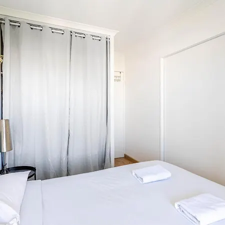 Apartamento Guestready - Sunny With Balcony Views *